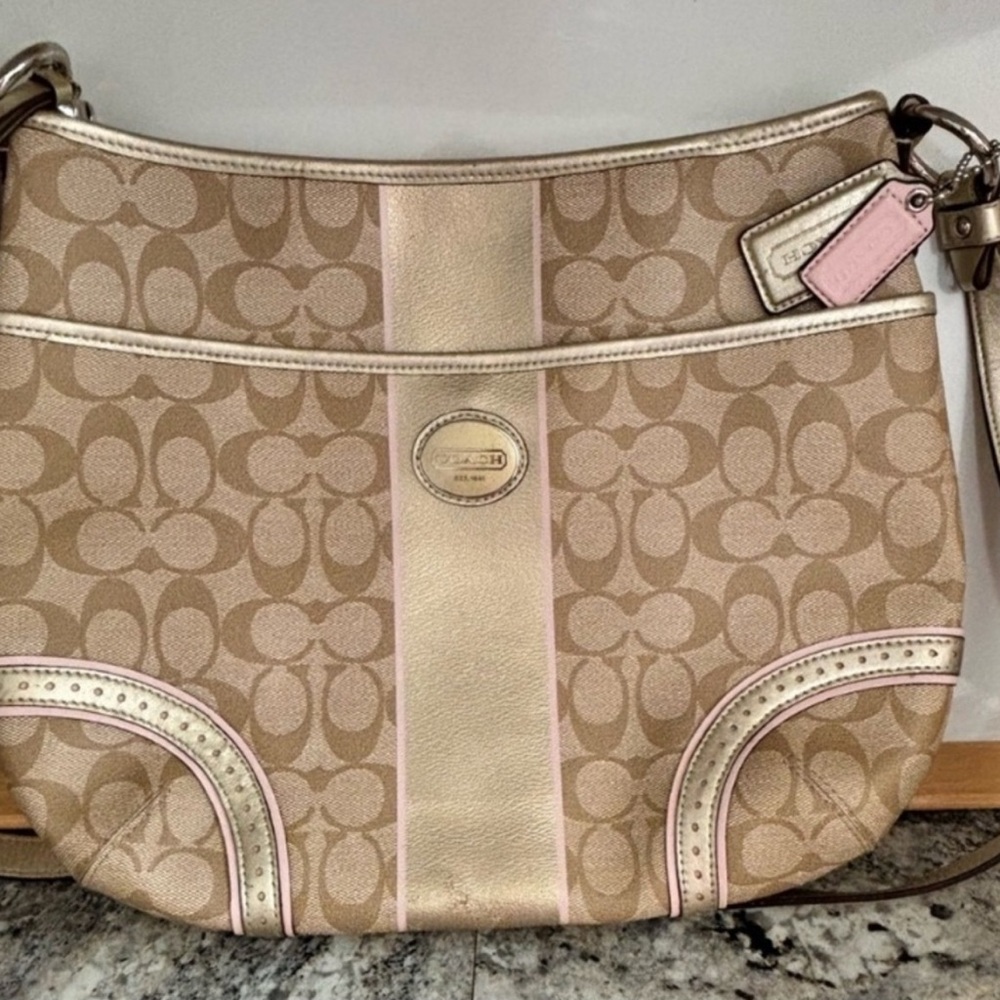 Coach Hampton Hobo Signature Shoulder/Crossbody Bag